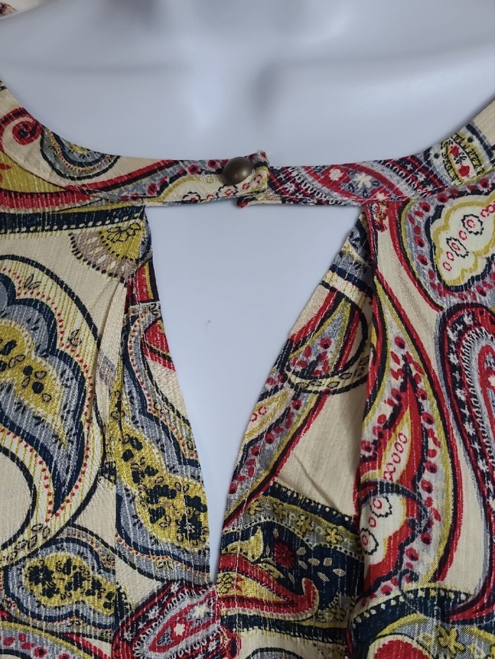 JODIFL Olive Paisley V-Neck Balloon Sleeve Tunic - Picture 4 of 15
